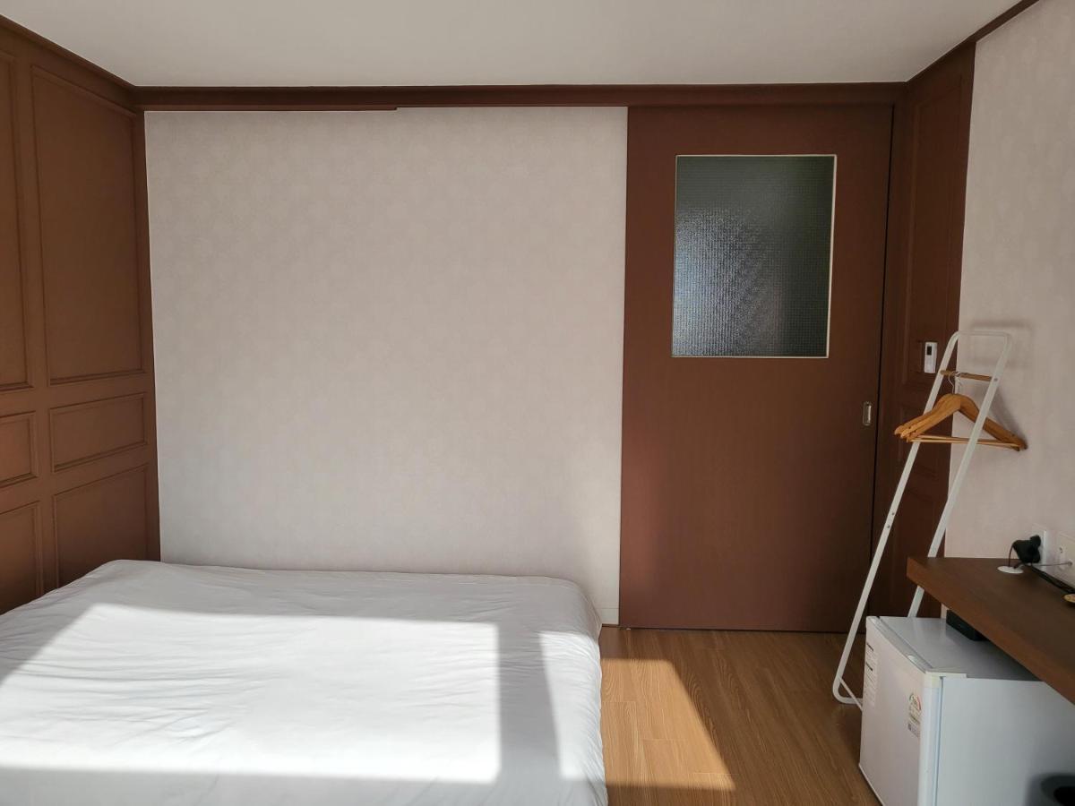 Cheukhu-Dong 19Street Guesthouse Mokpo Eksteriør bilde
